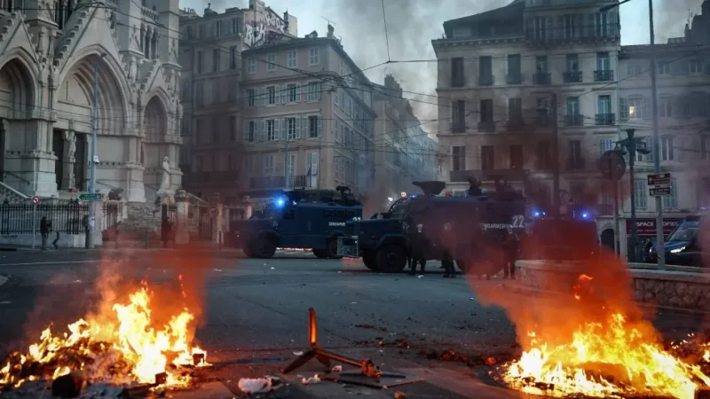 السلطات الفرنسية تعلن توقيف 1314 شخصا خلال الاحتجاجات