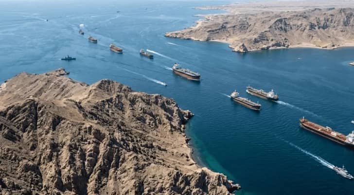 قائد الحرس الثوري الإيراني: مضيق هرمز خط أحمر استراتيجي لإيران