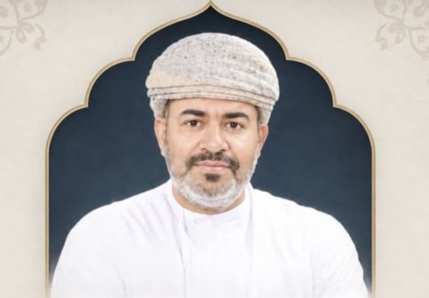 وفاة الإعلامي والكاتب أحمد الحمداني