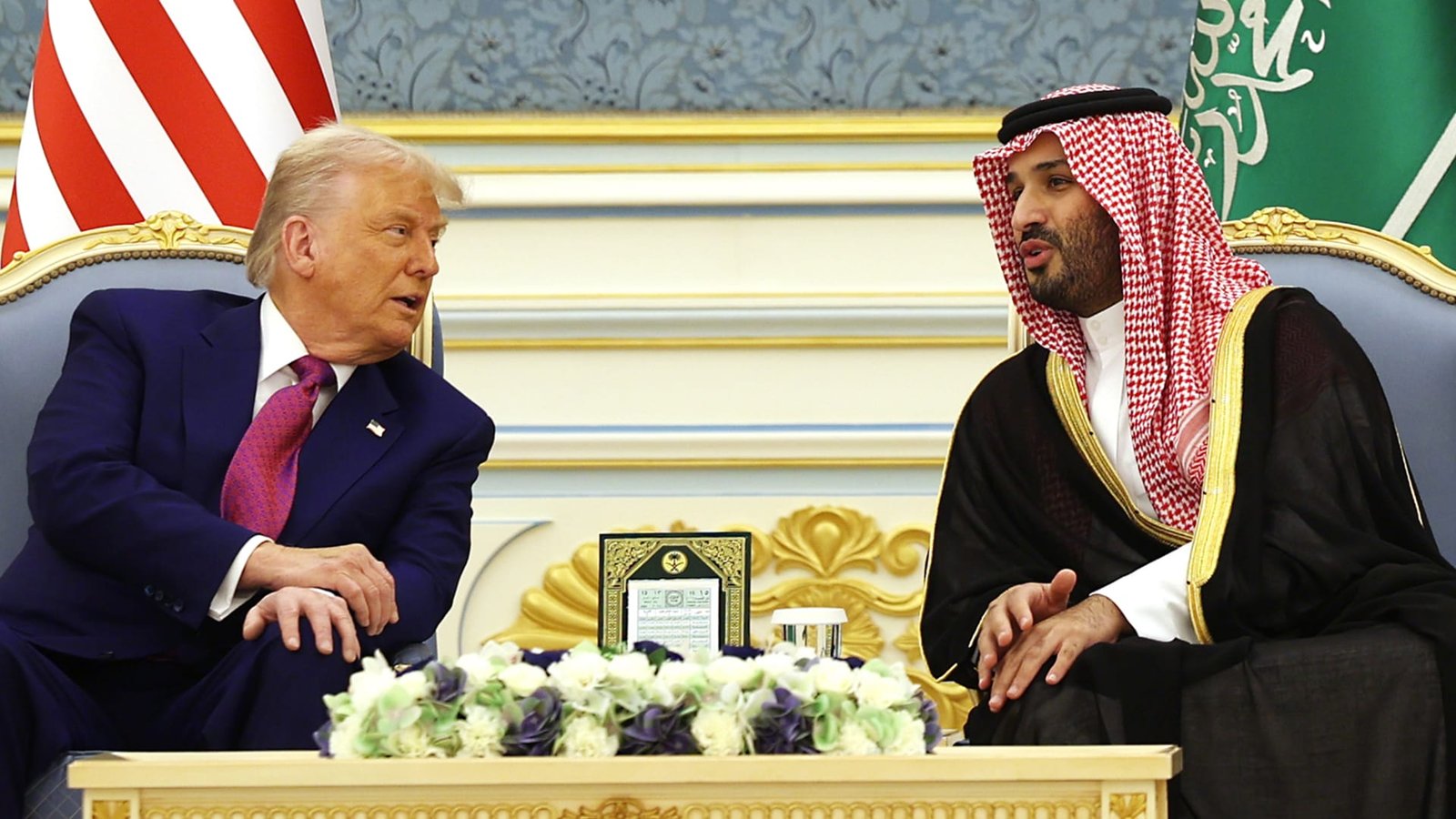 "تحدثت مع الأمير محمد بن سلمان".. ترامب يكشف لـCNN عن اتصال بولي العهد السعودي بعد هجمات الحوثيين