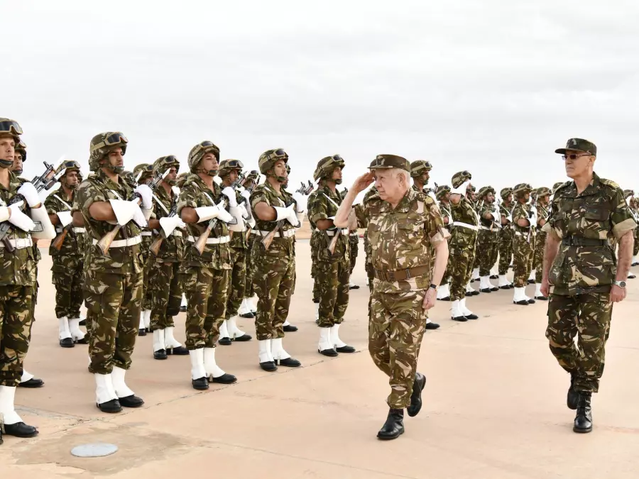 Le Général d’Armée Chanegriha en visite de travail et d’inspection en 3e Région militaire