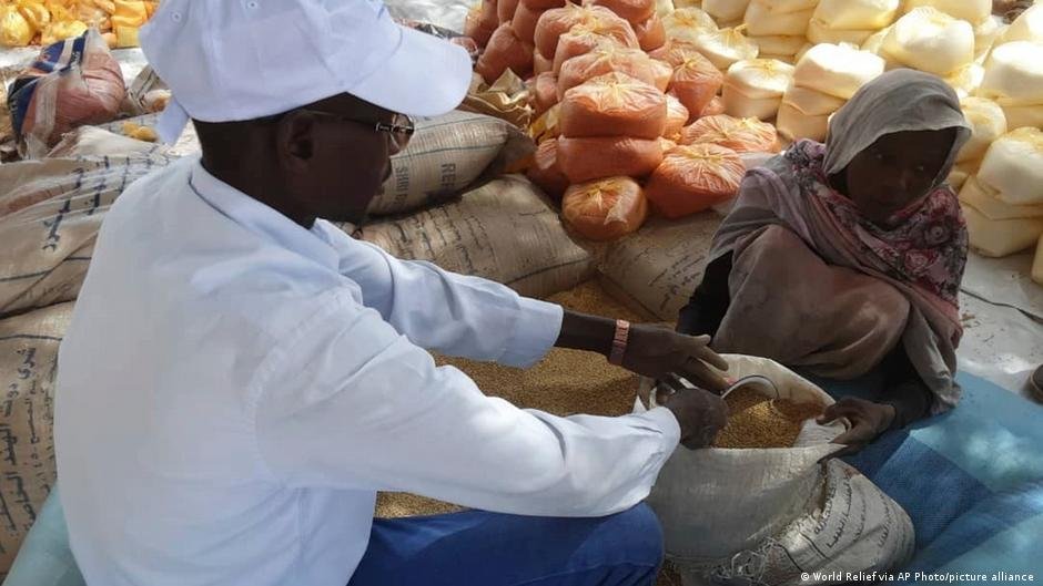 "غرف الاستجابة للطوارئ" السودانية.. هل تفوز بجائزة نوبل للسلام؟