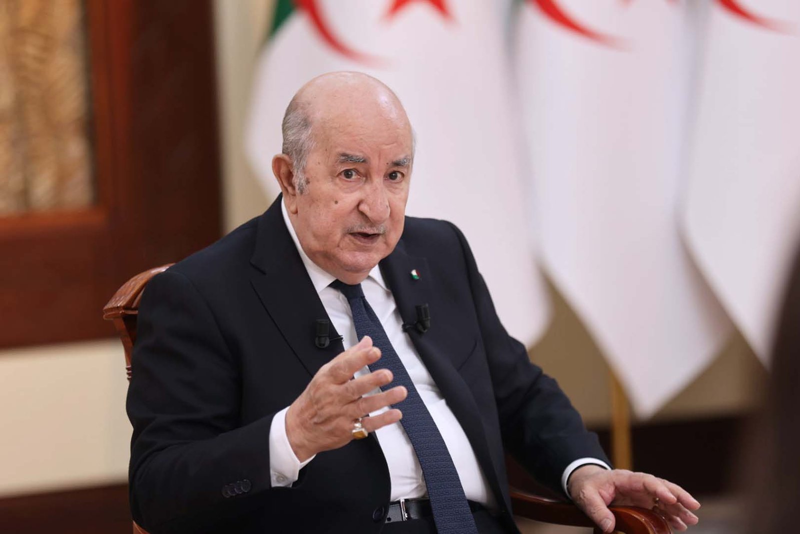الزيادة في الأجور .. رئيس الجمهورية يكشف الجديد 
