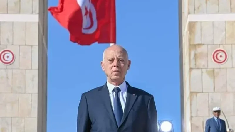 رئيس الجمهورية يشرف ببنزرت على موكب إحياء الذكرى الـ63 لعيد الجلاء