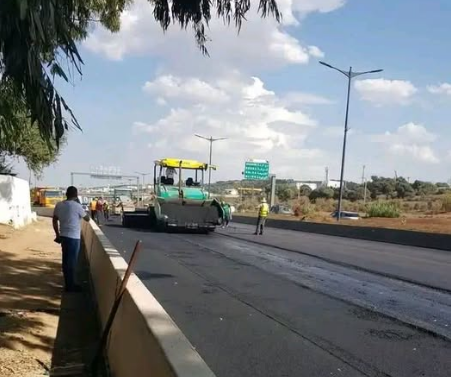 غلق الطريق السريع “تيبازة – الجزائر” غدًا.. وهذه هي المسارات البديلة