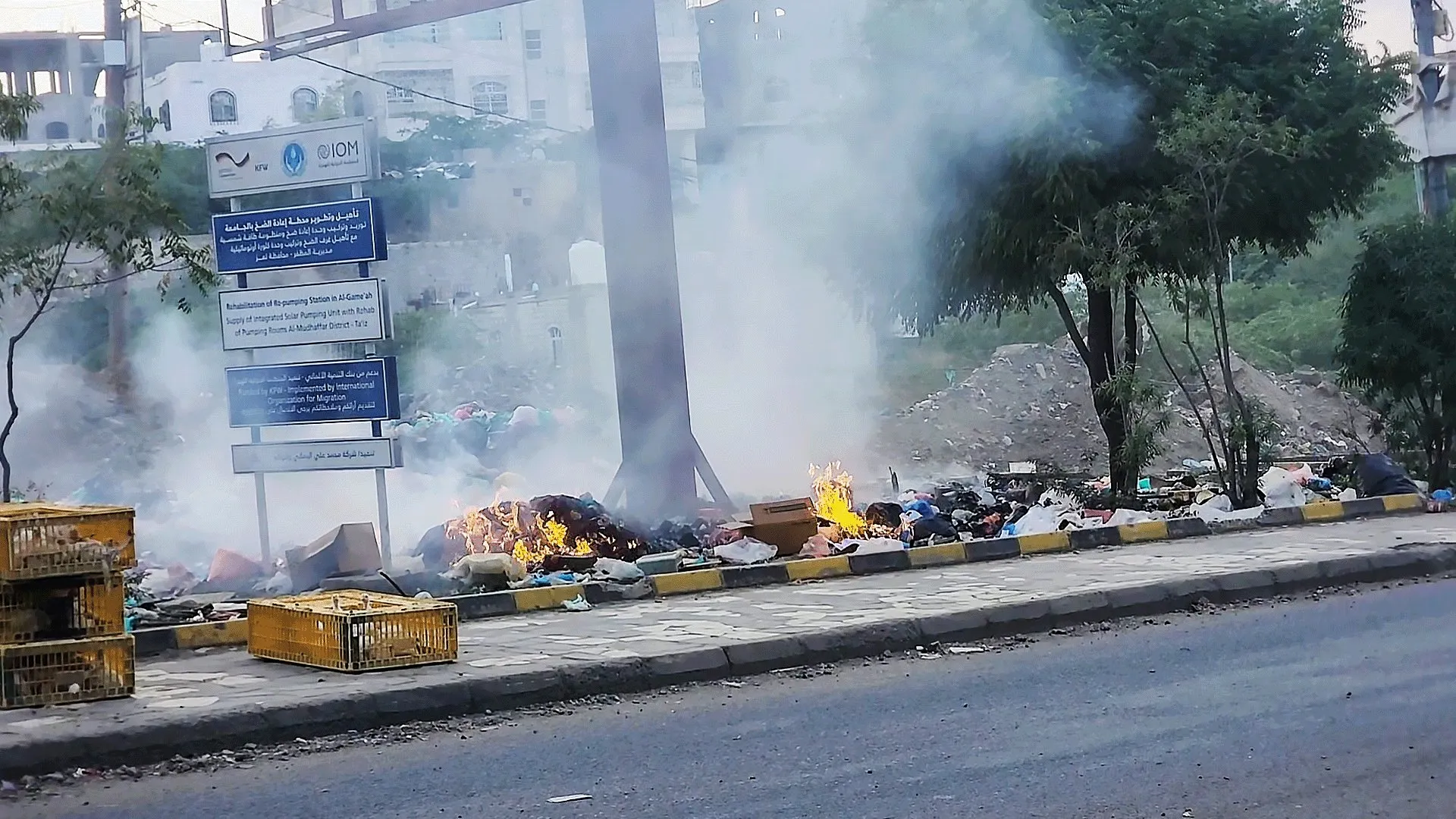 الجزيرة نت في تعز.. تفاصيل الحياة على وقع الحرب
