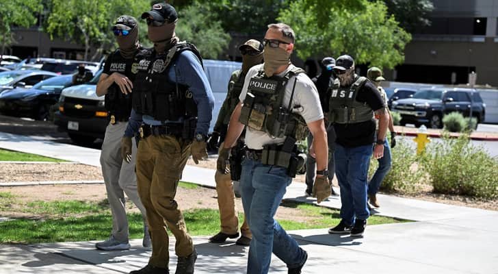 معهد سياسات الهجرة: أمريكا شهدت ترحيل مليون شخص في أول 18 شهراً من ولاية ترمب الثانية