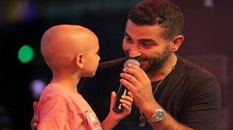 بعد "دويتو" مع أحمد سعد.. مصرع محارب السرطان الطفل ياسين وأمه في حادث سير