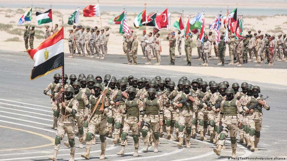 هل تشارك مصر عسكريا في اليمن؟ خبراء يكشفون طبيعة الدعم المحتمل للسعودية