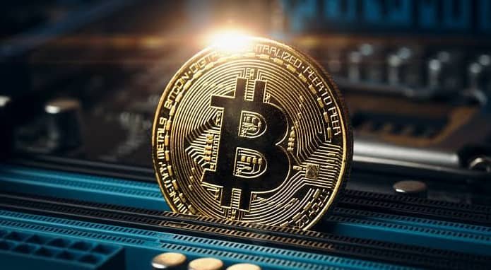 بيتكوين تقترب من مستوى 80.90 ألف دولار وسط ترقب في أسواق العملات الرقمية