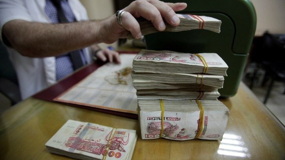 قانون المالية 2027.. إيرادات أملاك الدولة تُقدّر بـ 126 مليار دينار