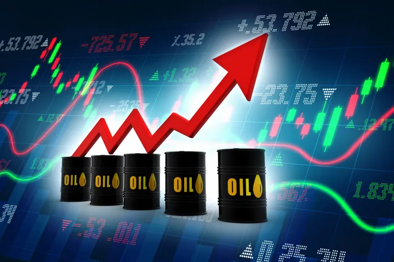 برنت يلامس أعلى مستوى في 5 أشهر مع تصاعد مخاوف اضطراب إمدادات النفط
