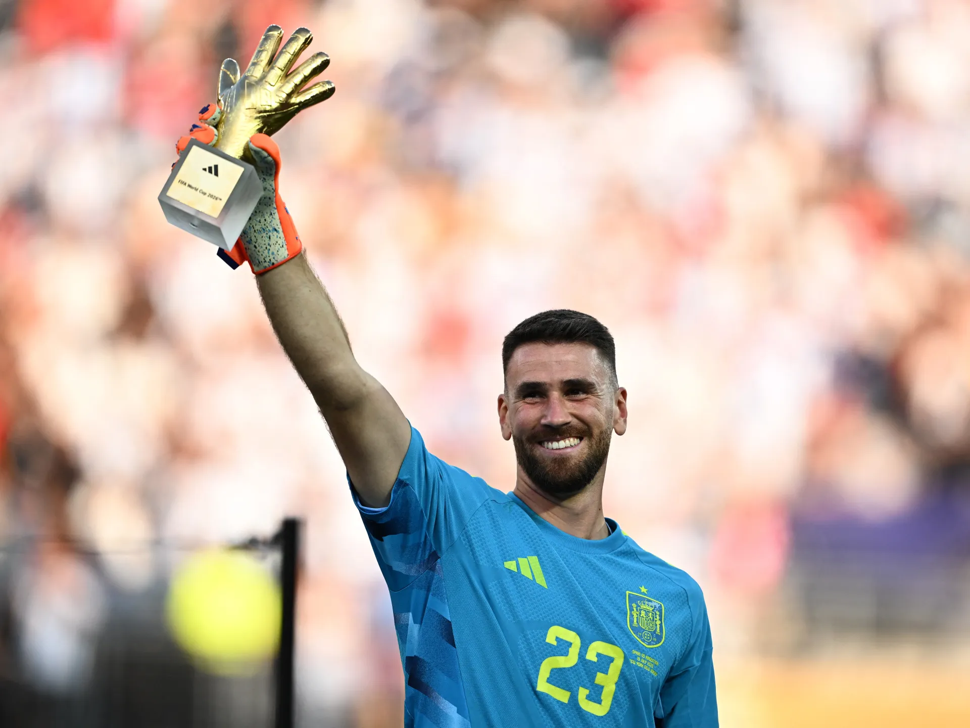 أوناي سيمون يُتوَّج بجائزة ياشين لأفضل حارس في العالم لعام 2026