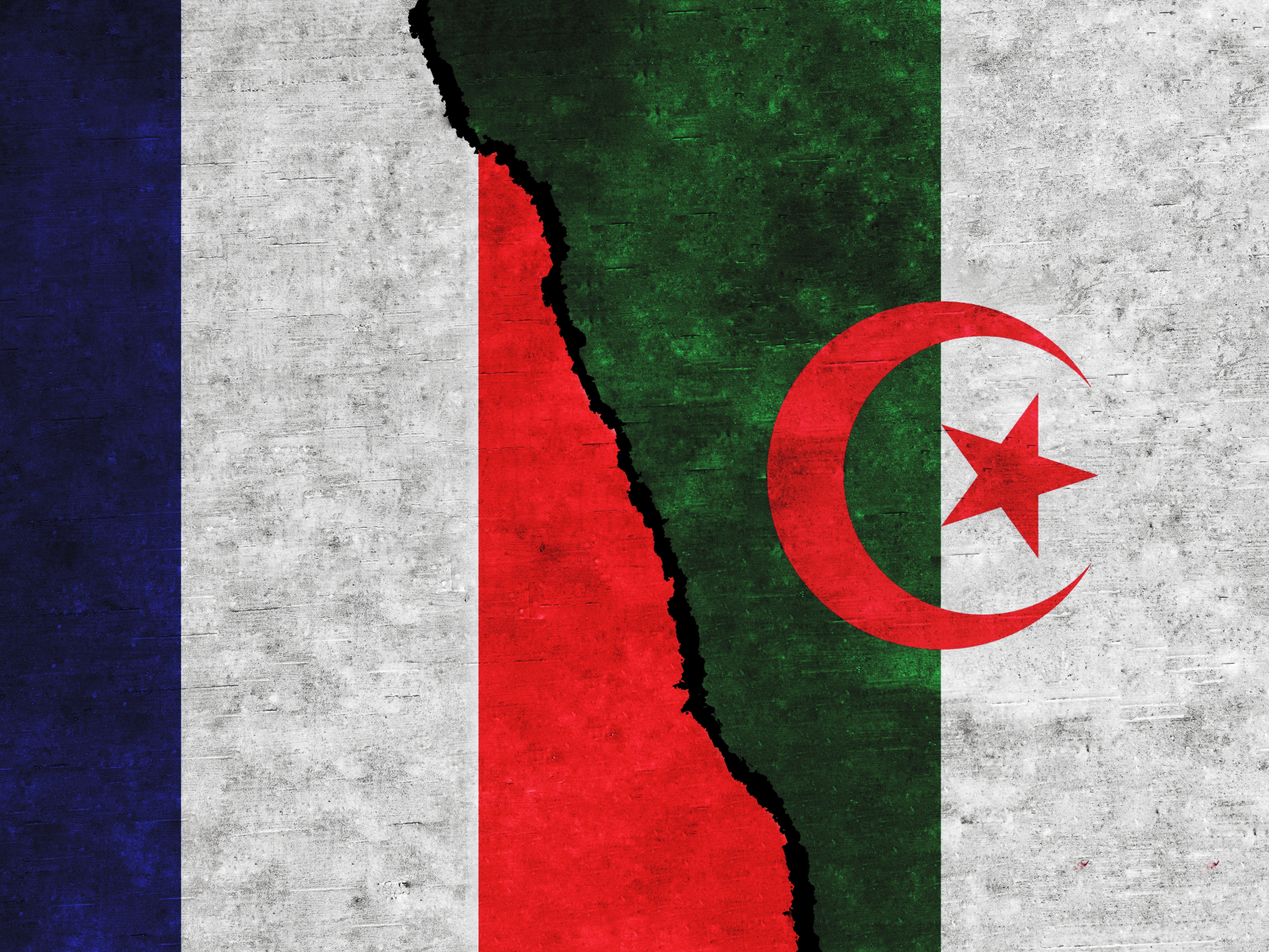 الجزائر توقف صادرات اليوريا إلى فرنسا وسط تصاعد الخلافات التجارية