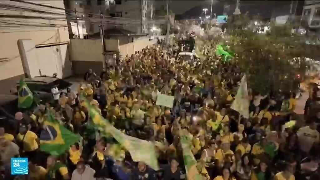 الرئيس البرازيلي يعتزم الطعن في ترشح منافسه اليميني بعد اتهامات لميتا بالتدخل في الانتخابات