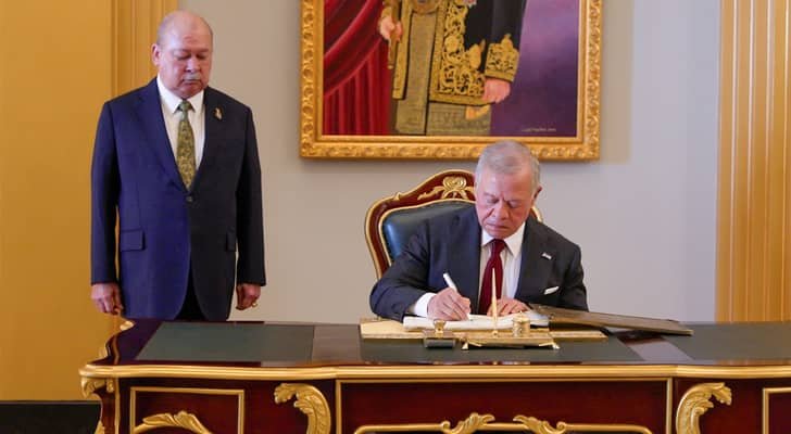 الملك يستهل زيارة الدولة إلى ماليزيا بعقد مباحثات مع العاهل الماليزي بكوالالمبور