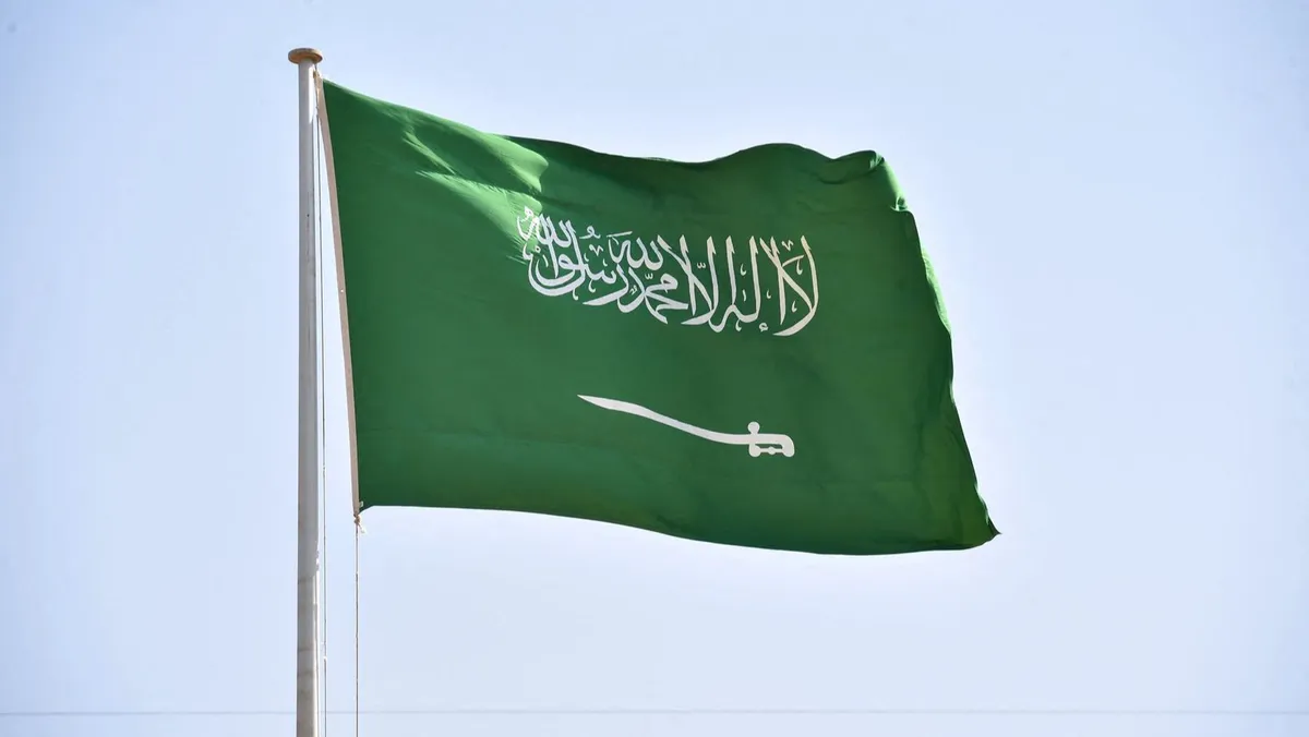 السعودية.. مقتل 3 مواطنين في اعتداءين استهدفا مطار الملك خالد الدولي