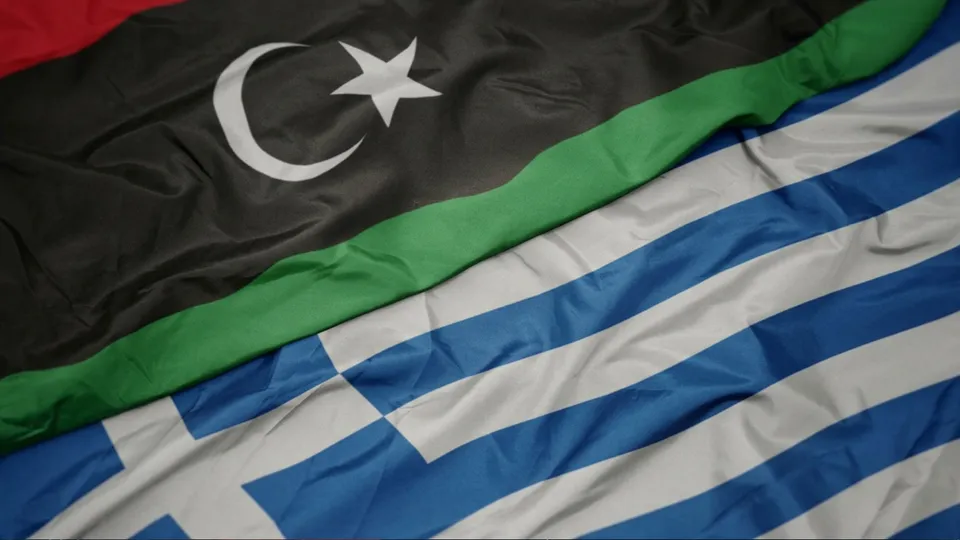 ليبيا تهدد بتعليق مفاوضات ترسيم الحدود البحرية مع اليونان بسبب التنقيب جنوب كريت